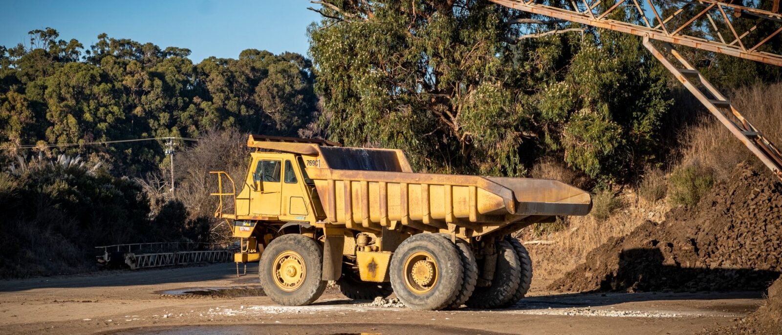 Heavy equipment rental fleet on Utah job site demonstrating equipment rental downtime prevention strategies